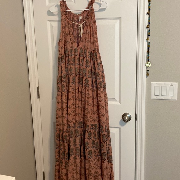 Source Unknown Dresses & Skirts - Maxi dress